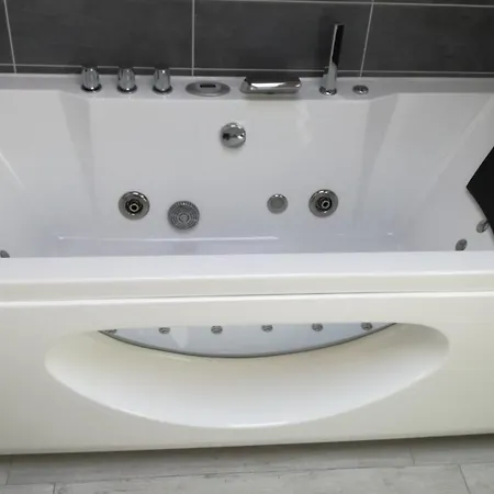 Charme Loft Apartment *