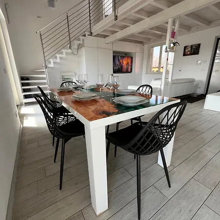 Charme Loft Lägenhet Ispra
